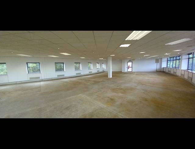 364M² OFFICE TO LET IN WOODMEAD